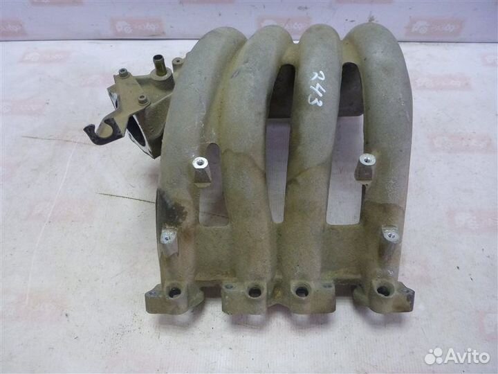 Коллектор впускной Volkswagen Passat B5 AHL 1997