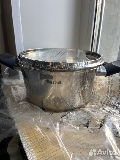 Кастрюля Tefal Simpleo 2,7 л