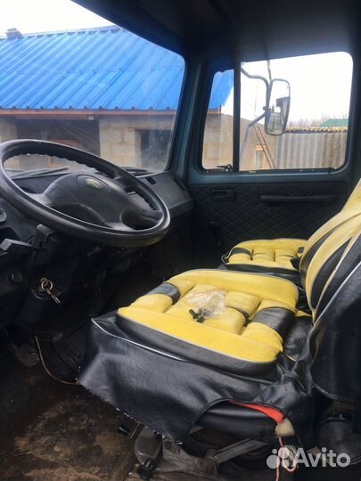 Двигатель газ 52