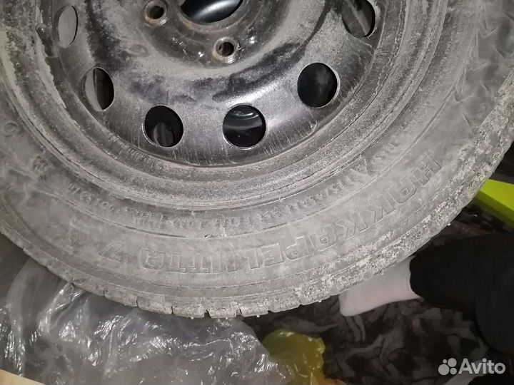 Accelera 651 2.25/4.5 R14