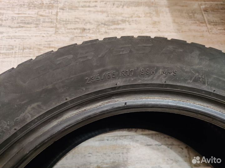 Pirelli Winter Sottozero 3 235/55 R17 99H