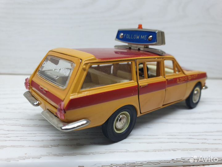 Модель Волга Газ 2402 1/43 Аэрофлот