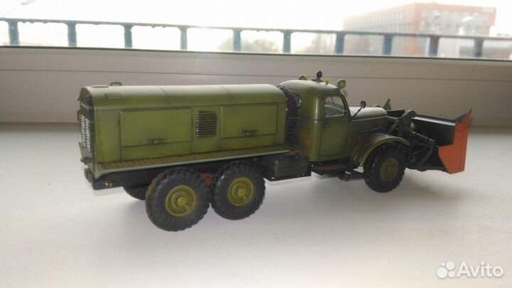 Д-470 на базе ЗИЛ-157 1/43