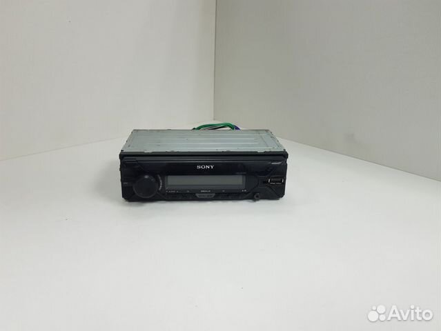 Автомагнитола Sony DSX-A210UI