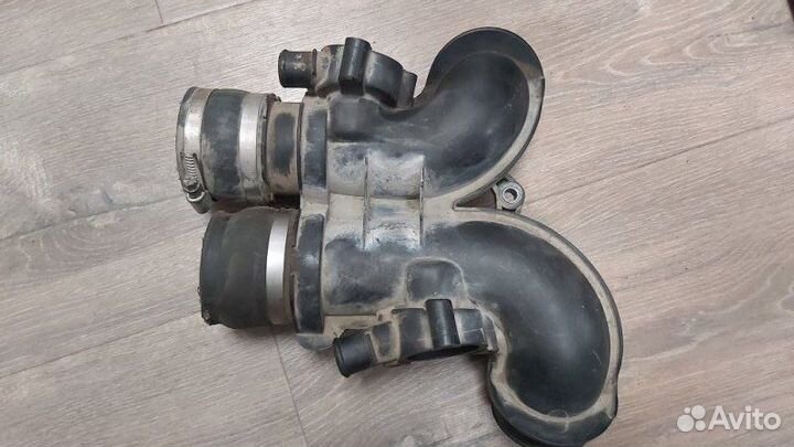 Воздуховод Bmw X6M E71 S63B44A 2009