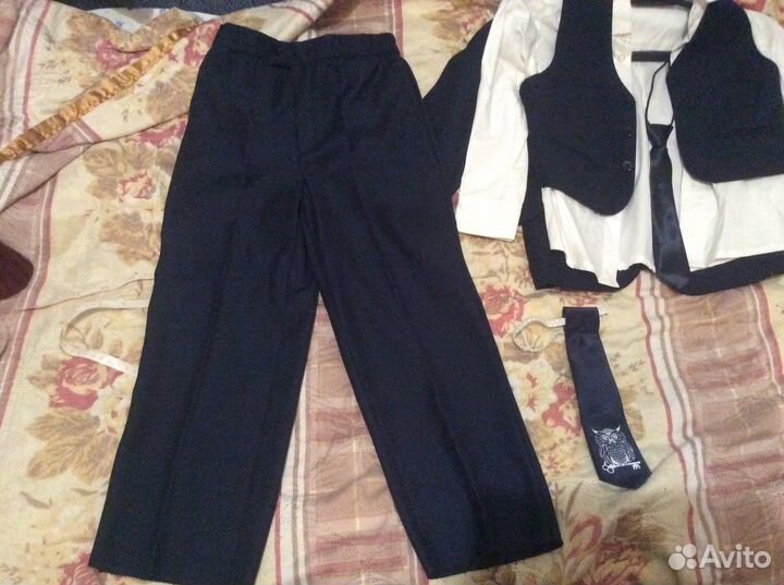 Школьный костюм