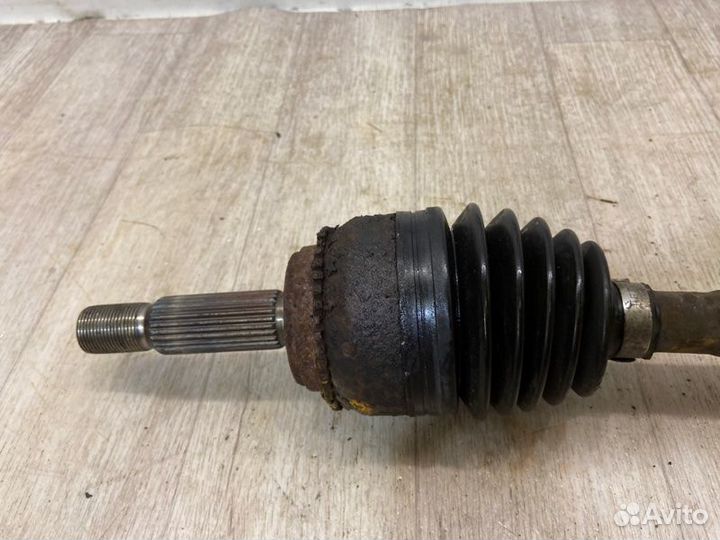 Привод передний правый Mitsubishi Lancer 9 CS3A