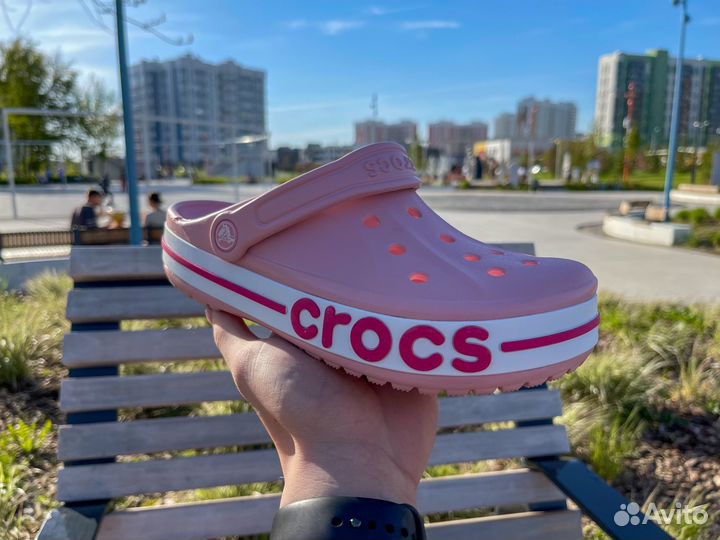 Crocs сабо розовые