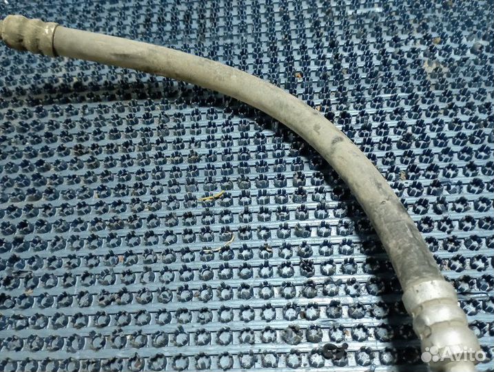 Трубка кондиционера Kia Sorento BL 2006