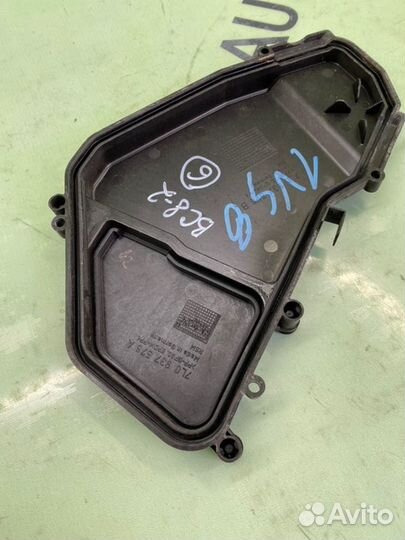 Крышка блока предохранителей Volkswagen Touareg 7L