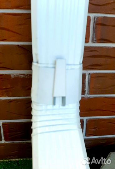 Держатель трубы 76х102 (на кирпич) пэ-01-9003