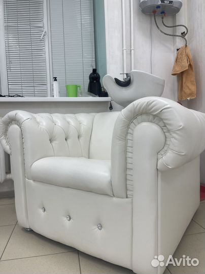 Мебель для студии красоты