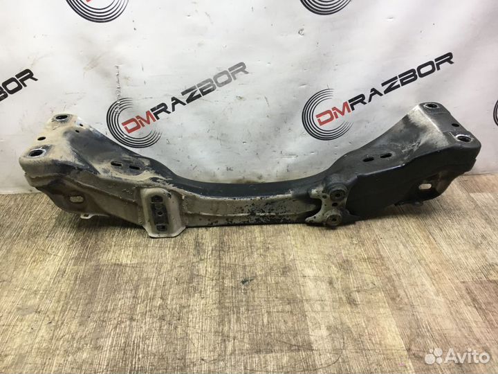 Балка Toyota Mark II X110 (2000—2007)