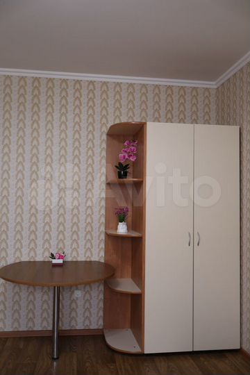 2-к. квартира, 78 м², 2/6 эт.