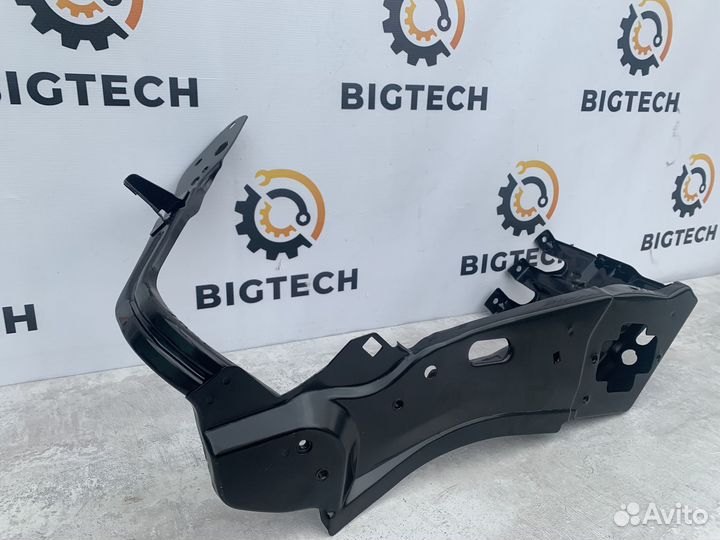 Рамка фары левая Mercedes A2216200191