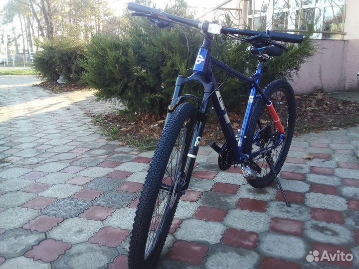 Велосипед GT