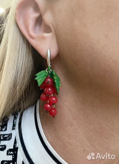 Серьги красная смородина
