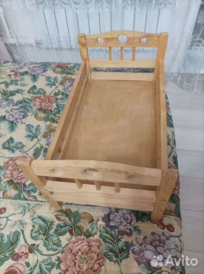 Кроватка игрушечная