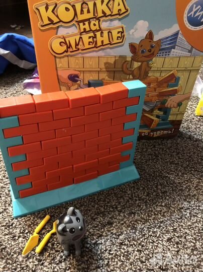 Игра Кошка на стене