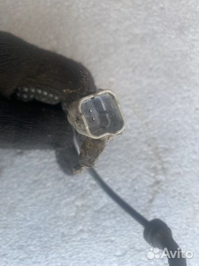 Датчик ABS Citroen C4 Picasso передний