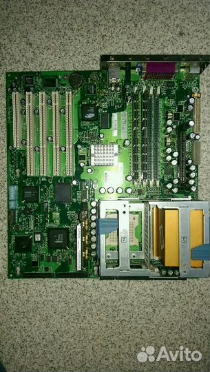 Полностью рабочая материнская плата от сервера HP