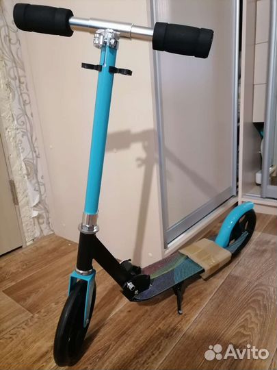 Самокат двухколесный