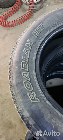 Roadstone Roadian H/T SUV 235/65 R17