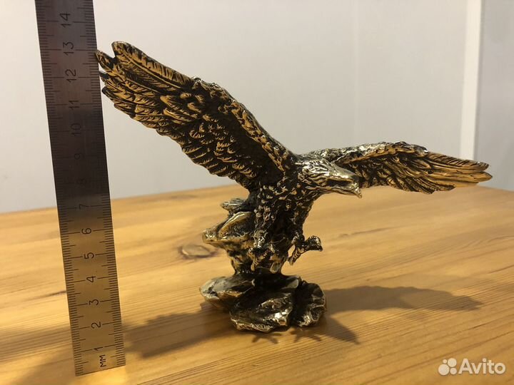Статуэтка. Фигурка. Орел. Бронза