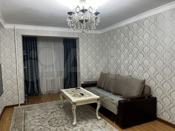 2-к. квартира, 54 м², 2/5 эт.