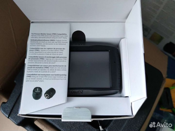 Мотонавигатор Garmin zumo 590LM