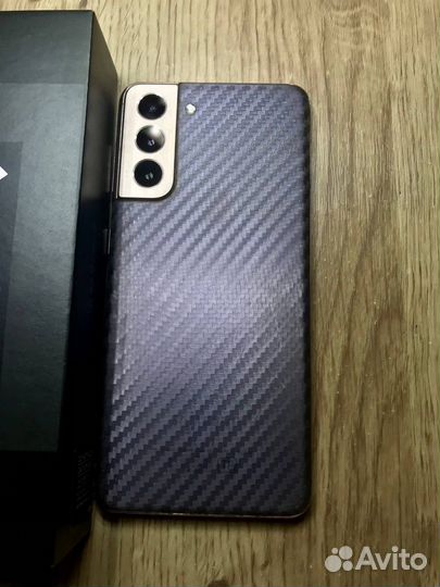 Samsung Galaxy S21, 8/256 ГБ