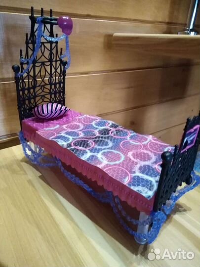 Кровать для Монстер Хай