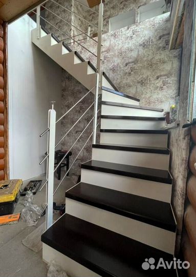 Металлокаркас для лестницы 