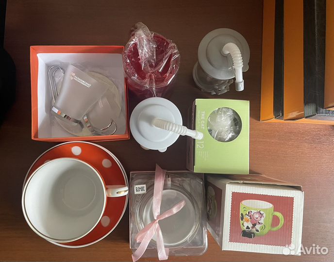 Чашки, кружки, стаканы