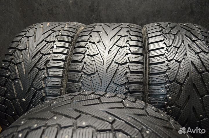Pirelli Ice Zero 295/40 R21 111H