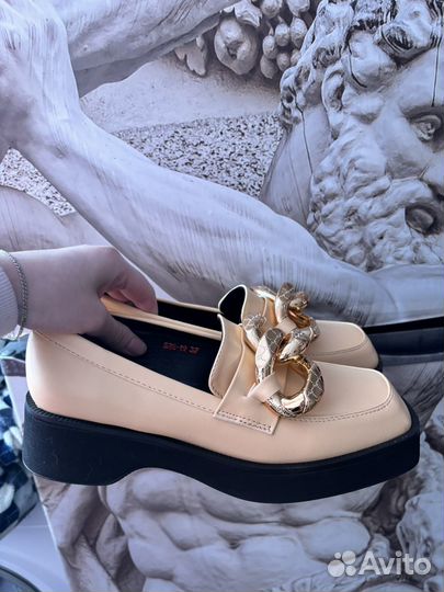 Лоферы женские 37 размер