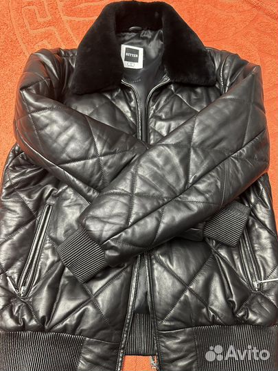 Кожаная куртка