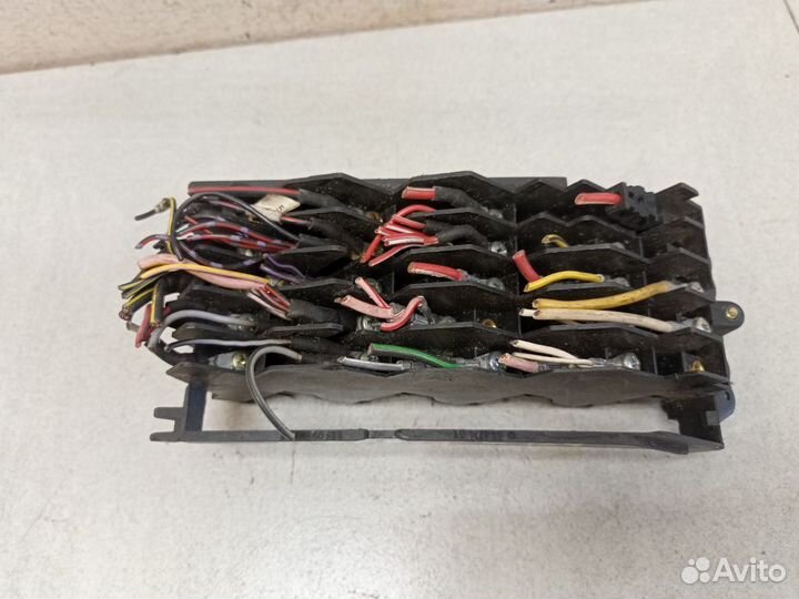 Блок предохранителей