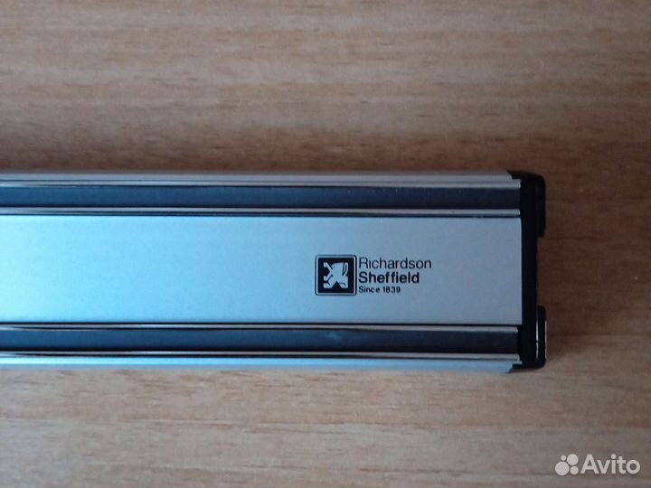 Держатель для ножей магнитный