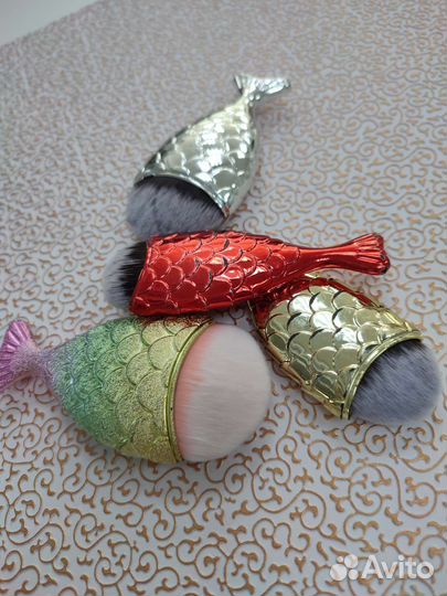 Щеточки для маникюра