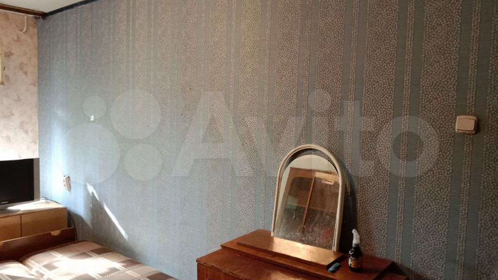 Комната 23 м² в 4-к., 3/5 эт.