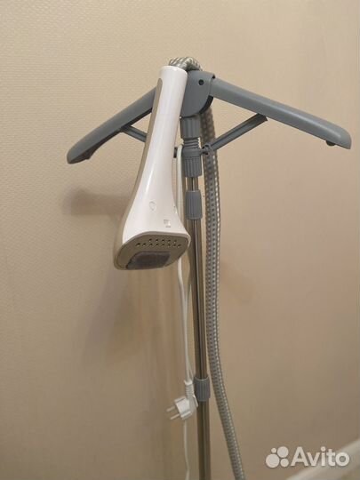 Отпариватель для одежды вертикальный