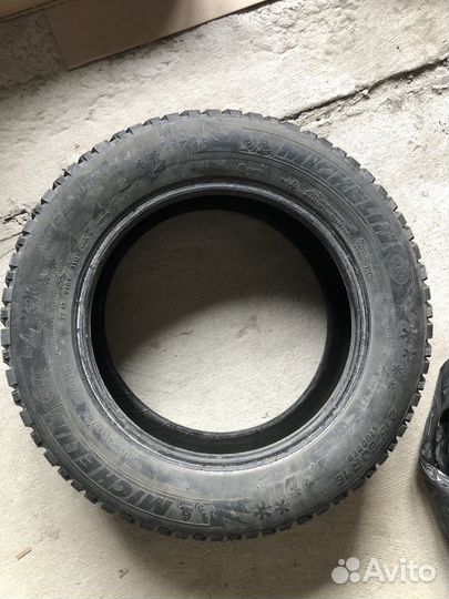 Michelin X-Ice North 3 215/60 R16 99T