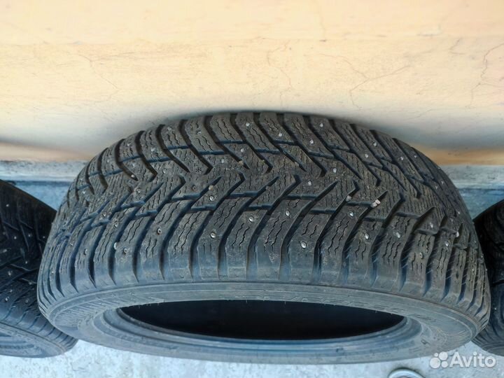 Nokian Tyres Hakkapeliitta 8 SUV 235/55 R20