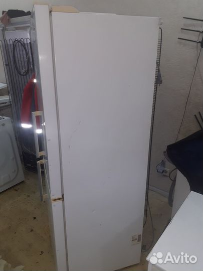 Холодильник LG