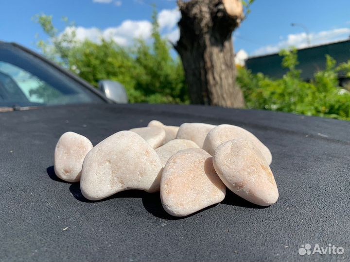 Щебень мраморный белый галтованый