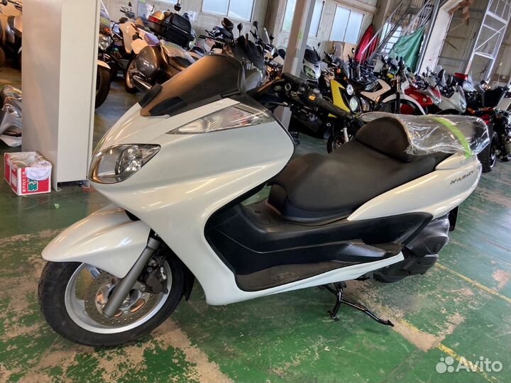 Максискутер Yamaha Majesty 250