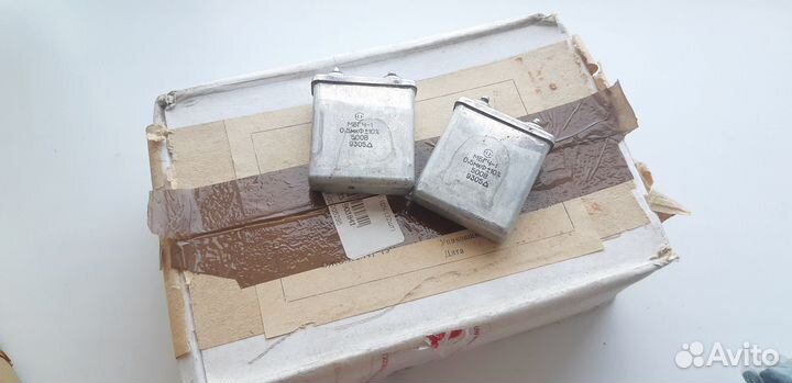 Радиодетали. Конденсаторы, галетники