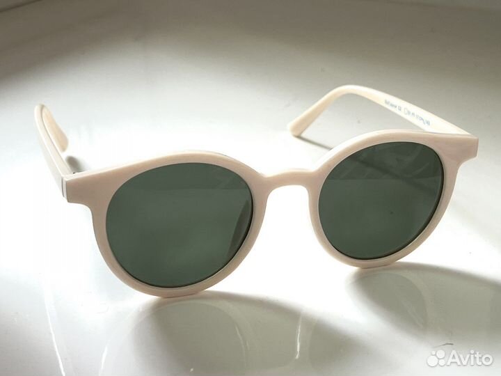 Солнцезащитные очки