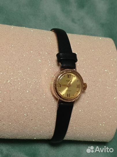 Золотые часы чайка